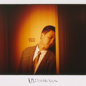 Foto RM: Right People, Wrong Place