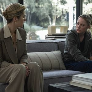 Foto A Mão Que Balança o Berço