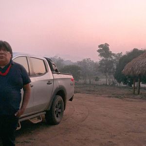 Foto Minha Terra Estrangeira