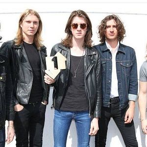 Foto Blossoms: Back to Stockport