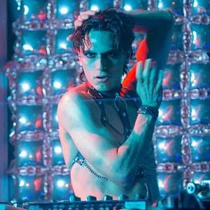 Foto Tenho Que Morrer Todas as Noites