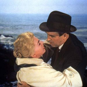 Foto Um Corpo que Cai