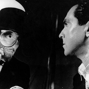 Foto Grilhões do Passado