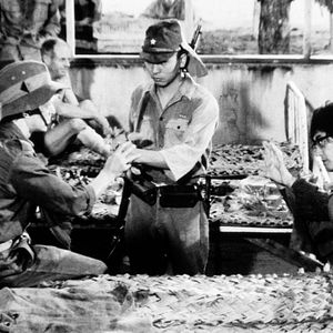 Foto Furyo, Em Nome da Honra