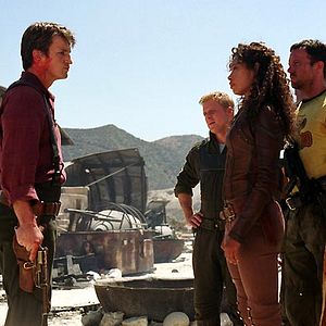 Foto Serenity - A Luta pelo Amanhã