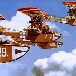 Foto Porco Rosso: O Último Herói Romântico