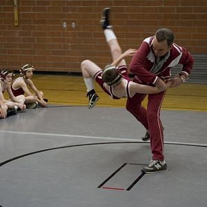 Foto Em Pé de Guerra