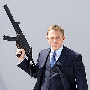 Foto 007 - Cassino Royale