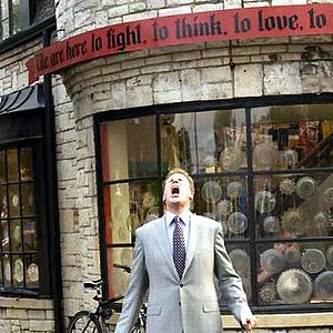 Foto Mais Estranho que a Ficção