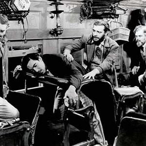 Foto Aliança De Aço