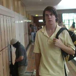 Foto 2:37 - É Só Uma Questão de Tempo