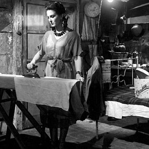 Foto Santa Entre Demônios