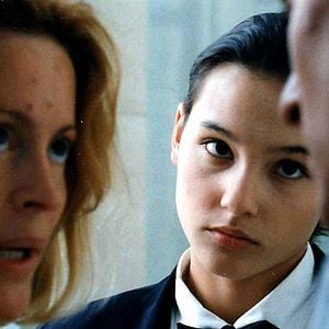 Foto Uma Garota Solitária