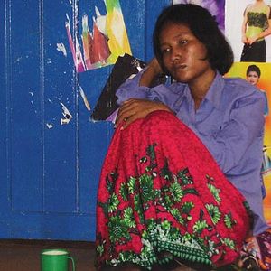 Foto Le Papier ne peut pas envelopper la braise