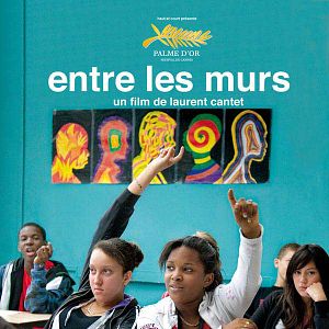 Foto Entre os Muros da Escola