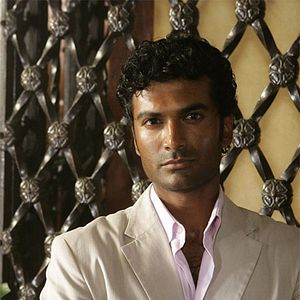 Foto Sendhil Ramamurthy