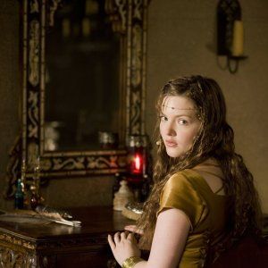 Foto Holliday Grainger
