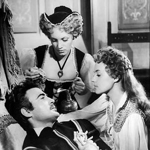 Foto Os Amores de uma Rainha