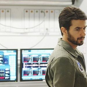 Foto Defying Gravity