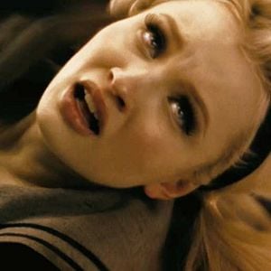 Foto Sucker Punch - Mundo Surreal