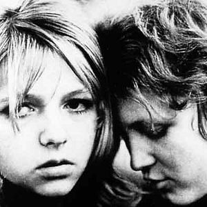 Foto Os Amores de Uma Loira