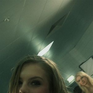 Foto Images de femmes ou le corset social