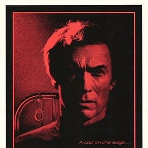 Foto Um Agente na Corda Bamba