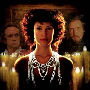 Foto O Enigma do Colar