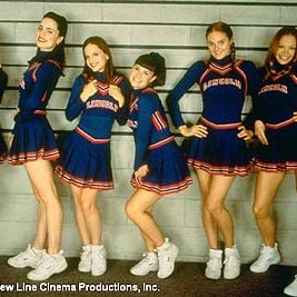 Foto Atraídas Pelo Perigo