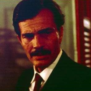 Foto O Beijo no Asfalto