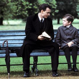 Foto Em Busca da Terra do Nunca