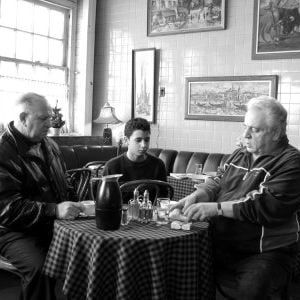 Foto Sobre Café e Cigarros