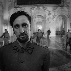 Foto Glória Feita de Sangue