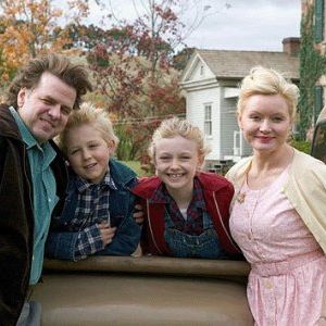 Foto A Menina e o Porquinho