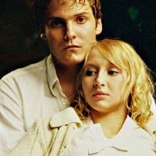 Foto Pra Que Serve o Amor Só em Pensamentos?