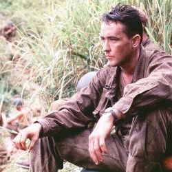 Foto Além da Linha Vermelha