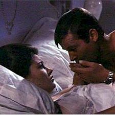 Foto Com 007 Viva e Deixe Morrer