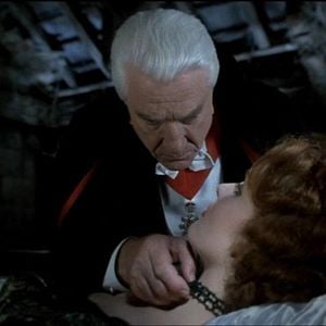 Foto Drácula - Morto, mas Feliz