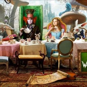 Foto Alice no País das Maravilhas