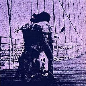 Foto Uma Garota Avançada