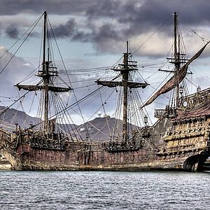 Foto Piratas do Caribe - Navegando em Águas Misteriosas