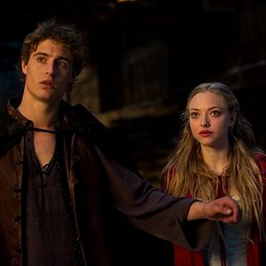 Foto A Garota da Capa Vermelha