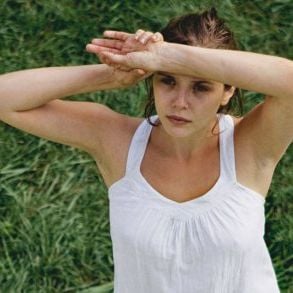 Foto Martha Marcy May Marlene