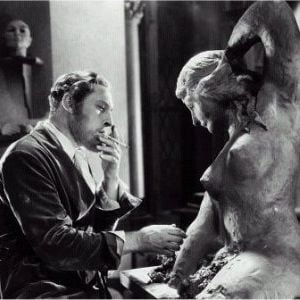 Foto Os Crimes do Museu