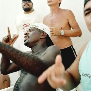 Foto Favela on Blast