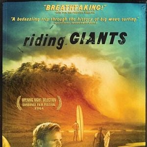Foto Riding Giants - No Limite da Emoção