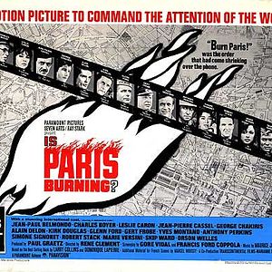 Foto Paris Está em Chamas?