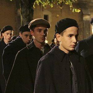 Foto Entre os Muros da Prisão