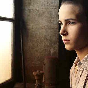 Foto Entre os Muros da Prisão