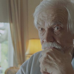 Foto A Menina que Brincava com Fogo